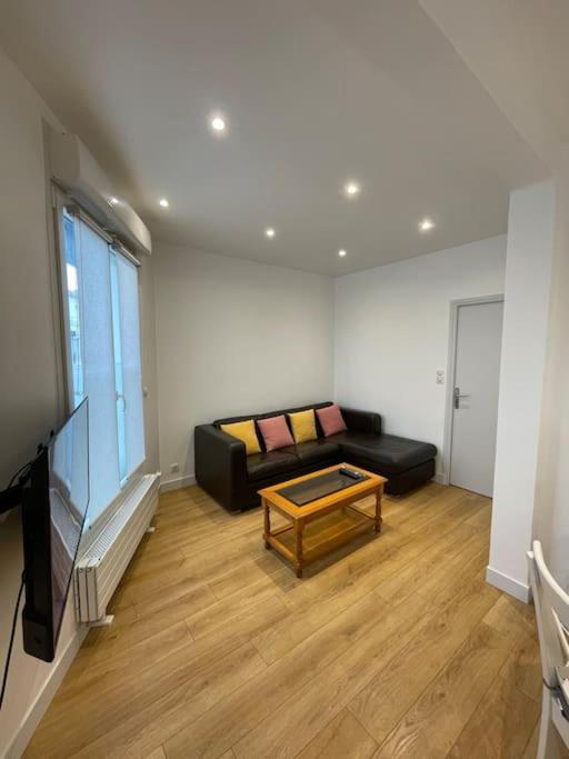 Paris Centre Clamart Hopital Percy Appart 2 Pieces Tres Lumineux Grand Экстерьер фото