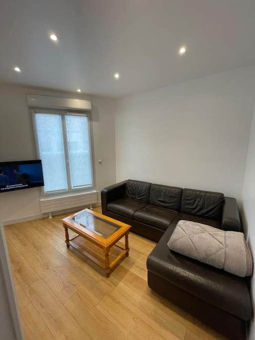 Paris Centre Clamart Hopital Percy Appart 2 Pieces Tres Lumineux Grand Экстерьер фото